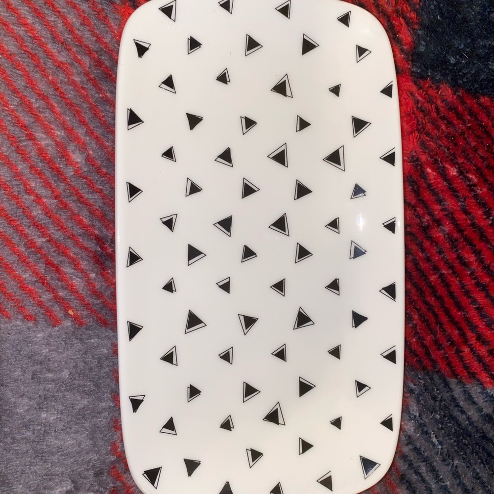 Geometric Black and White Tray